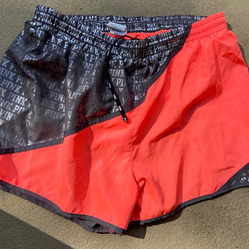 PINK VS shorts